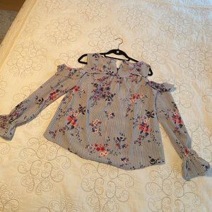 Blue Stripe Floral Xhilaration Top Sz M